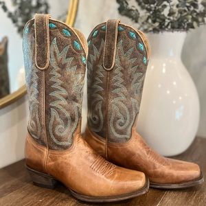 idyllwind like new size 7 1/2 B